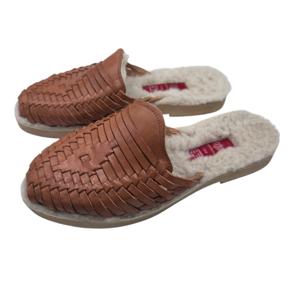 Espíritu Women's Tan Leather Slip-On Shoes with Wool Lining - Size 8